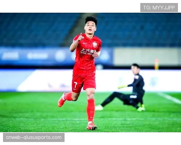 上海海港3-0青岛西海岸，武磊传射，新援中卫首发表现稳健